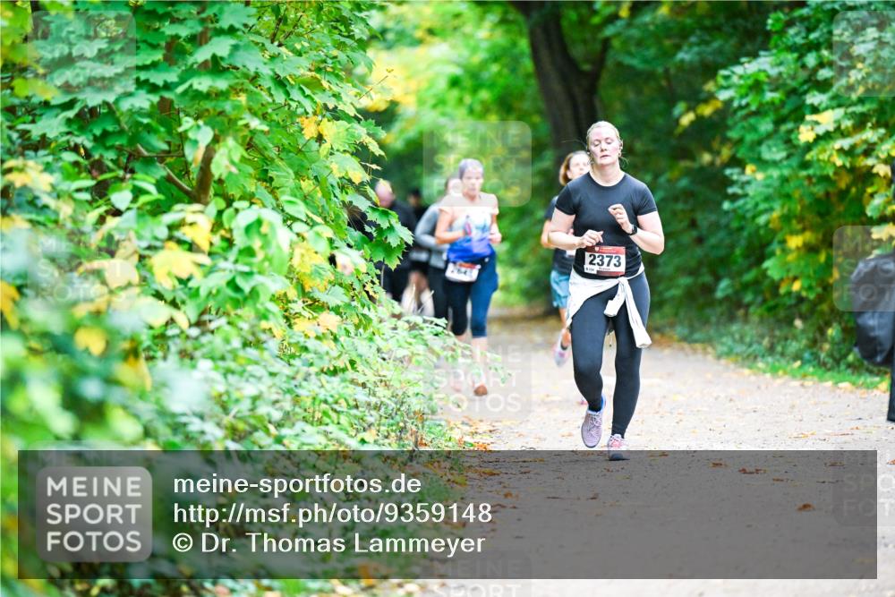 12.10.2025 - Bramfelder Halbmarathon 2025 Dr. Thomas Lammeyer http://msf.ph/oto/9359148 12.10.2025 11:07:06 Laufen 2373 meine-sportfotos.de