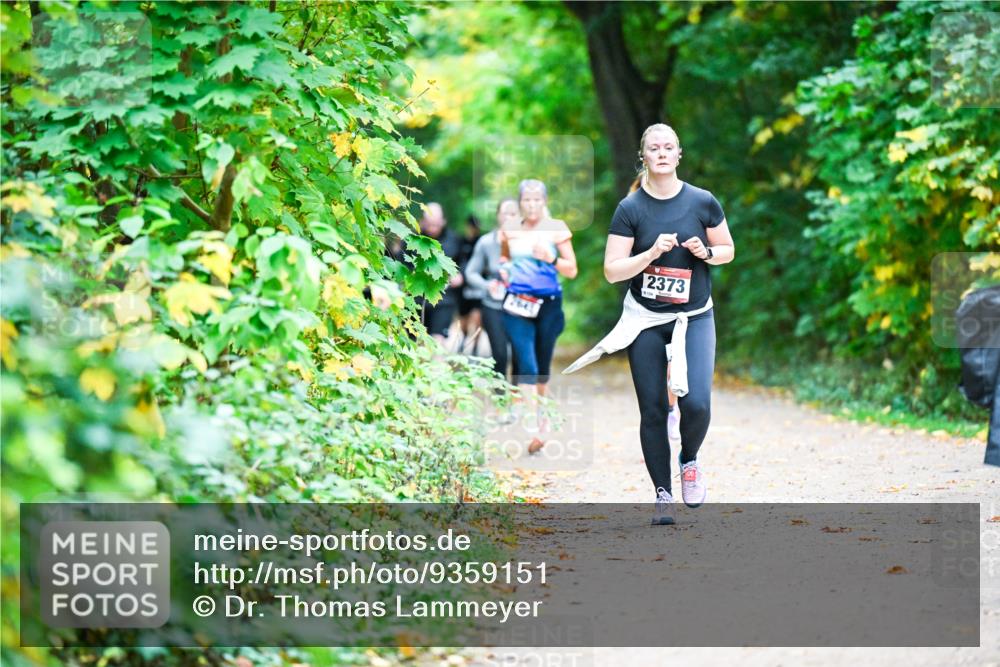 12.10.2025 - Bramfelder Halbmarathon 2025 Dr. Thomas Lammeyer http://msf.ph/oto/9359151 12.10.2025 11:07:07 Laufen 266, 2373 meine-sportfotos.de