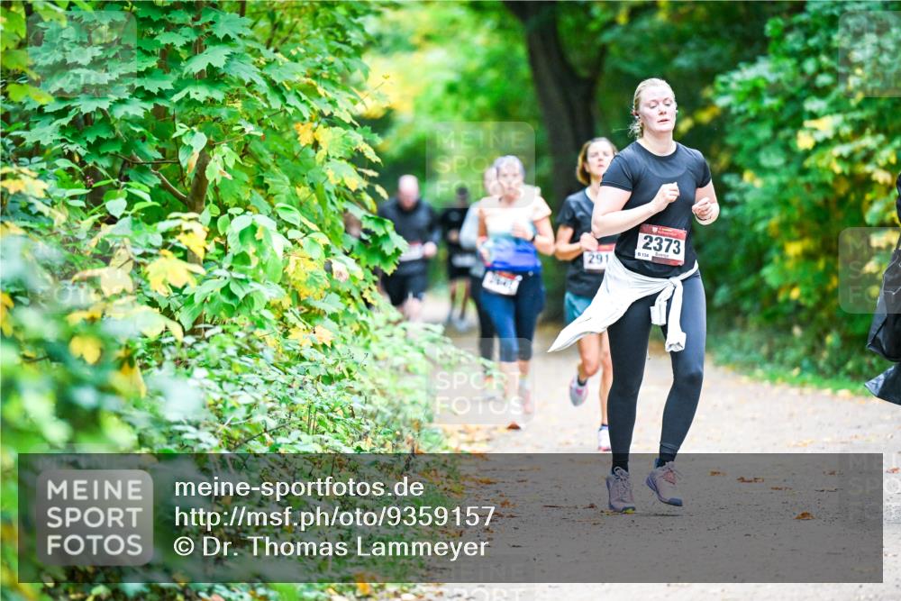 12.10.2025 - Bramfelder Halbmarathon 2025 Dr. Thomas Lammeyer http://msf.ph/oto/9359157 12.10.2025 11:07:08 Laufen 291, 2373, 134 meine-sportfotos.de