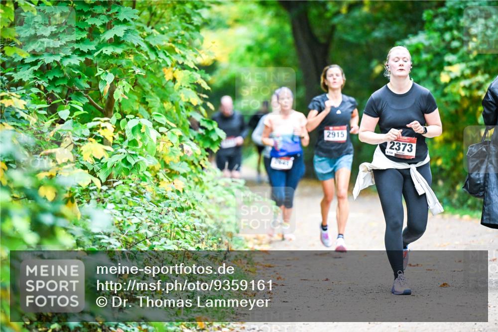 12.10.2025 - Bramfelder Halbmarathon 2025 Dr. Thomas Lammeyer http://msf.ph/oto/9359161 12.10.2025 11:07:09 Laufen 2915, 2373, 134 meine-sportfotos.de