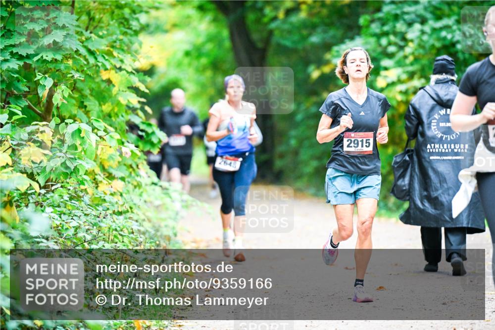 12.10.2025 - Bramfelder Halbmarathon 2025 Dr. Thomas Lammeyer http://msf.ph/oto/9359166 12.10.2025 11:07:11 Laufen 2645, 2915, 20 meine-sportfotos.de