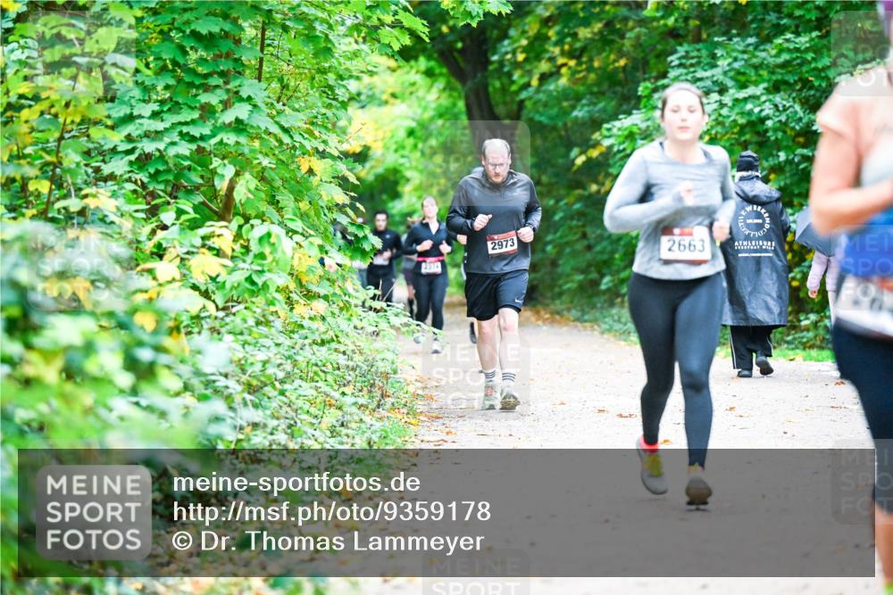 12.10.2025 - Bramfelder Halbmarathon 2025 Dr. Thomas Lammeyer http://msf.ph/oto/9359178 12.10.2025 11:07:17 Laufen 2973, 334, 7, 3030, 2663 meine-sportfotos.de