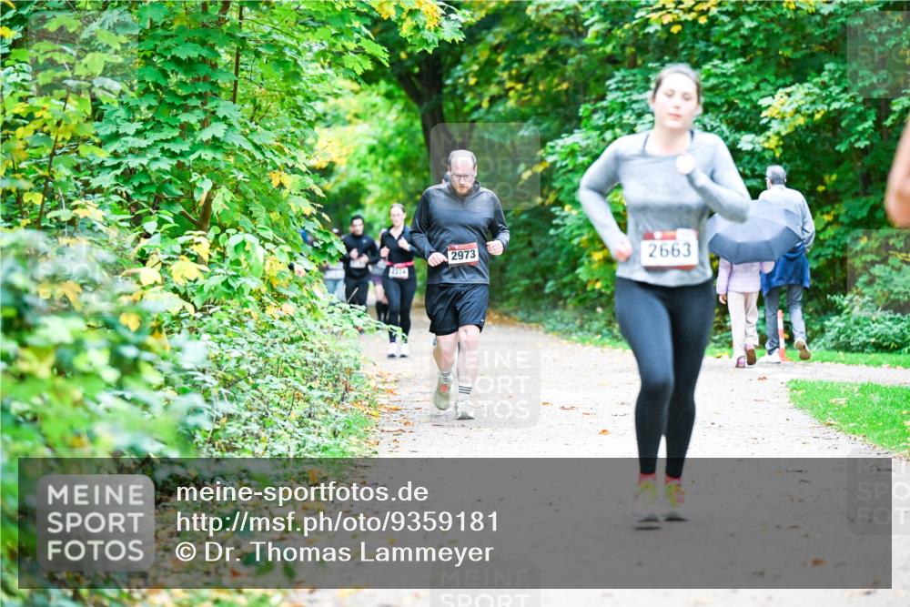 12.10.2025 - Bramfelder Halbmarathon 2025 Dr. Thomas Lammeyer http://msf.ph/oto/9359181 12.10.2025 11:07:18 Laufen 2374, 2973, 2663 meine-sportfotos.de
