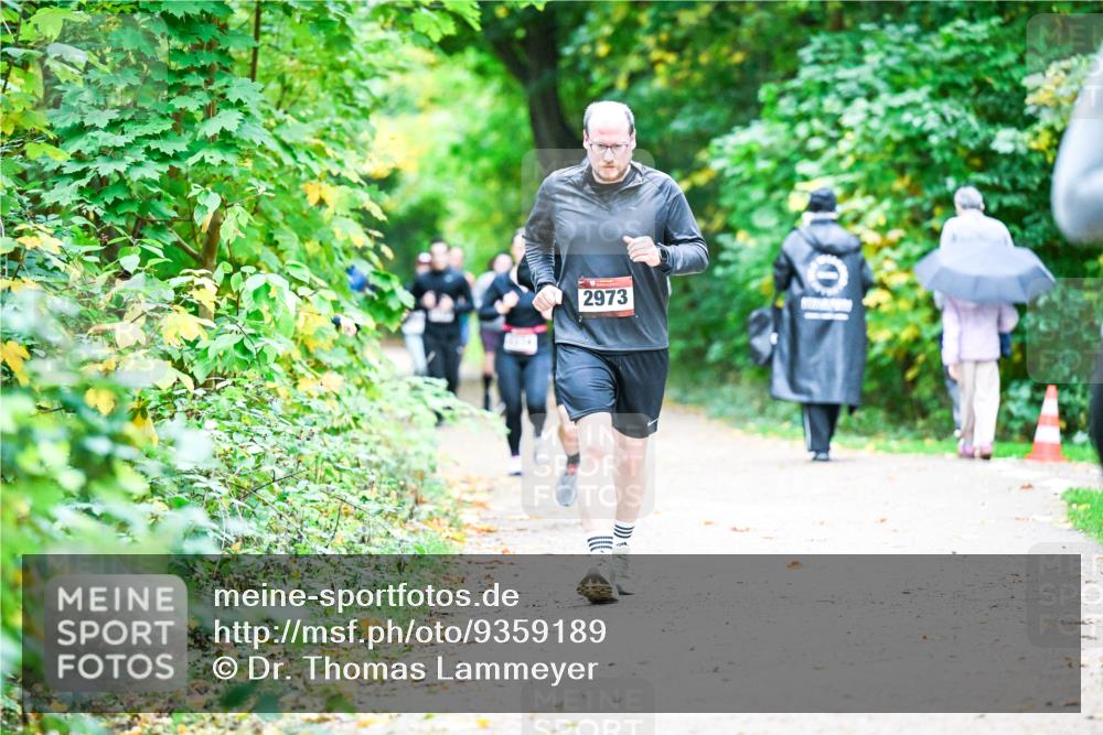 12.10.2025 - Bramfelder Halbmarathon 2025 Dr. Thomas Lammeyer http://msf.ph/oto/9359189 12.10.2025 11:07:20 Laufen 2973 meine-sportfotos.de
