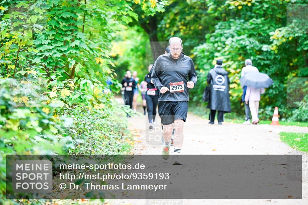 12.10.2025 - Bramfelder Halbmarathon 2025 Dr. Thomas Lammeyer http://msf.ph/oto/9359193 12.10.2025 11:07:20 Laufen 2973 meine-sportfotos.de