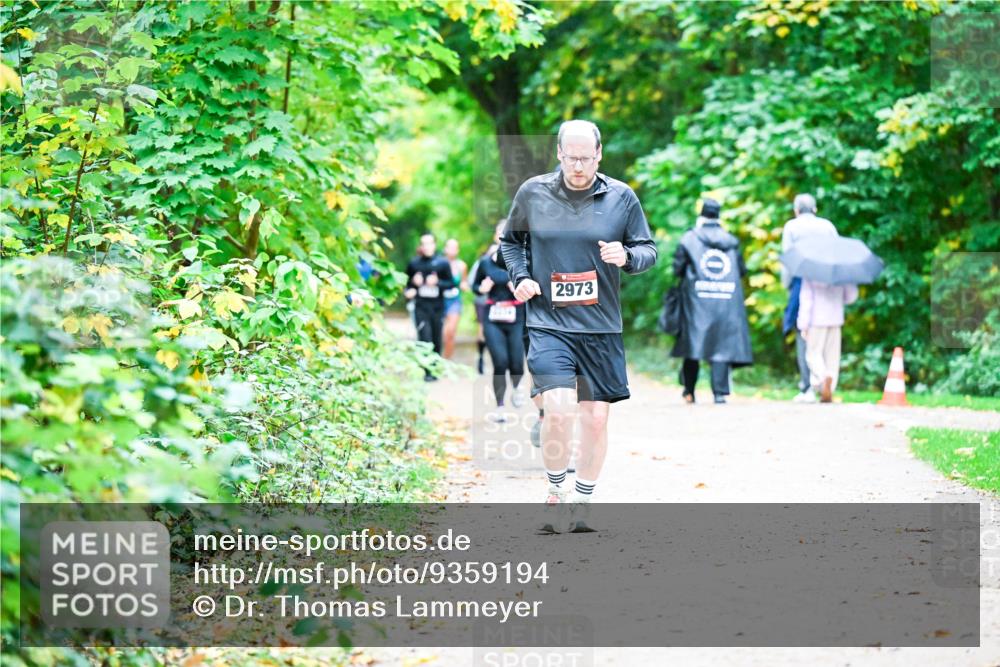 12.10.2025 - Bramfelder Halbmarathon 2025 Dr. Thomas Lammeyer http://msf.ph/oto/9359194 12.10.2025 11:07:21 Laufen 2973 meine-sportfotos.de