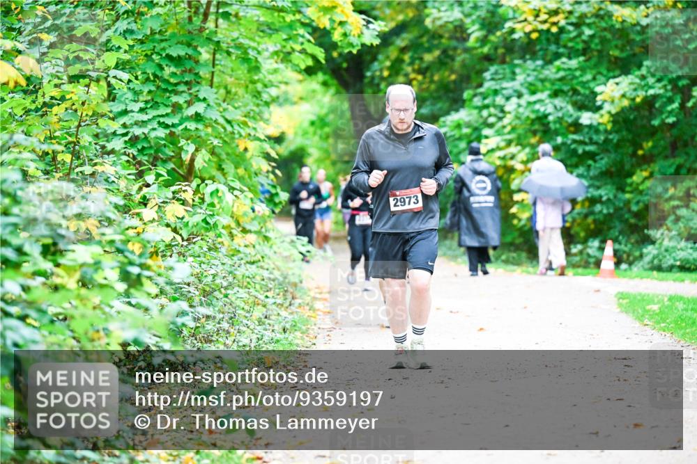12.10.2025 - Bramfelder Halbmarathon 2025 Dr. Thomas Lammeyer http://msf.ph/oto/9359197 12.10.2025 11:07:21 Laufen 2973 meine-sportfotos.de