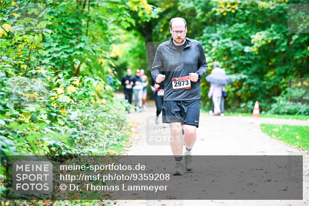 12.10.2025 - Bramfelder Halbmarathon 2025 Dr. Thomas Lammeyer http://msf.ph/oto/9359208 12.10.2025 11:07:22 Laufen 2973 meine-sportfotos.de