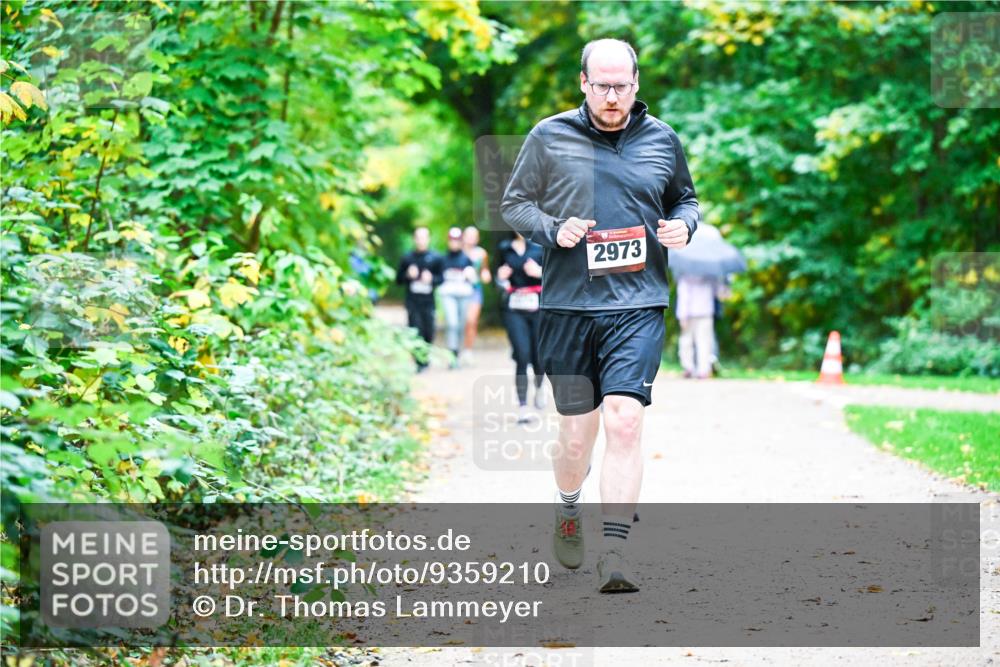 12.10.2025 - Bramfelder Halbmarathon 2025 Dr. Thomas Lammeyer http://msf.ph/oto/9359210 12.10.2025 11:07:23 Laufen 2973 meine-sportfotos.de
