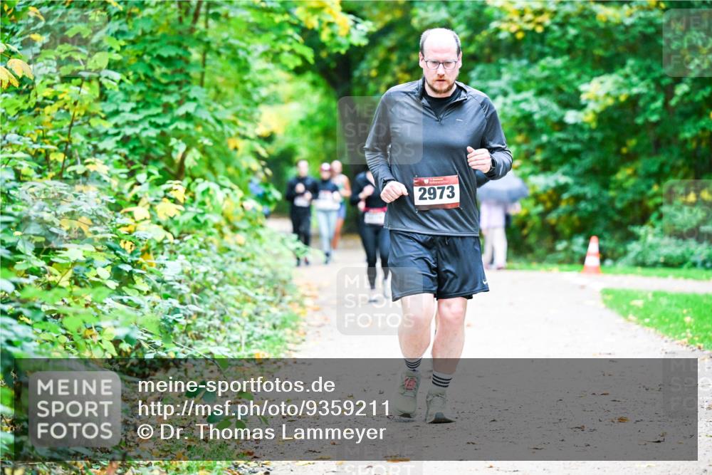 12.10.2025 - Bramfelder Halbmarathon 2025 Dr. Thomas Lammeyer http://msf.ph/oto/9359211 12.10.2025 11:07:23 Laufen 2973 meine-sportfotos.de