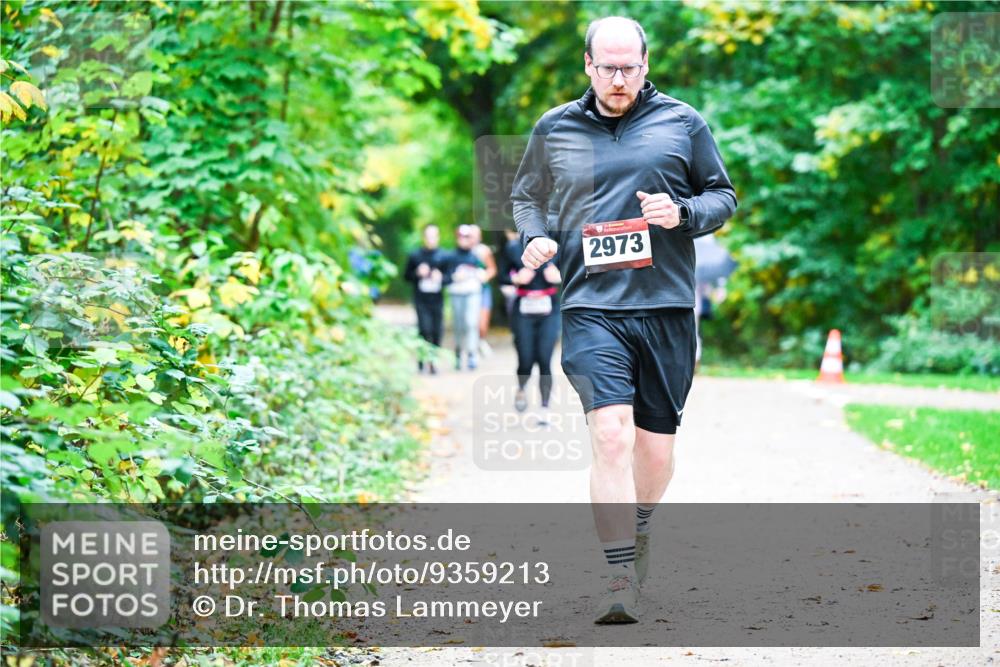 12.10.2025 - Bramfelder Halbmarathon 2025 Dr. Thomas Lammeyer http://msf.ph/oto/9359213 12.10.2025 11:07:23 Laufen 2973 meine-sportfotos.de
