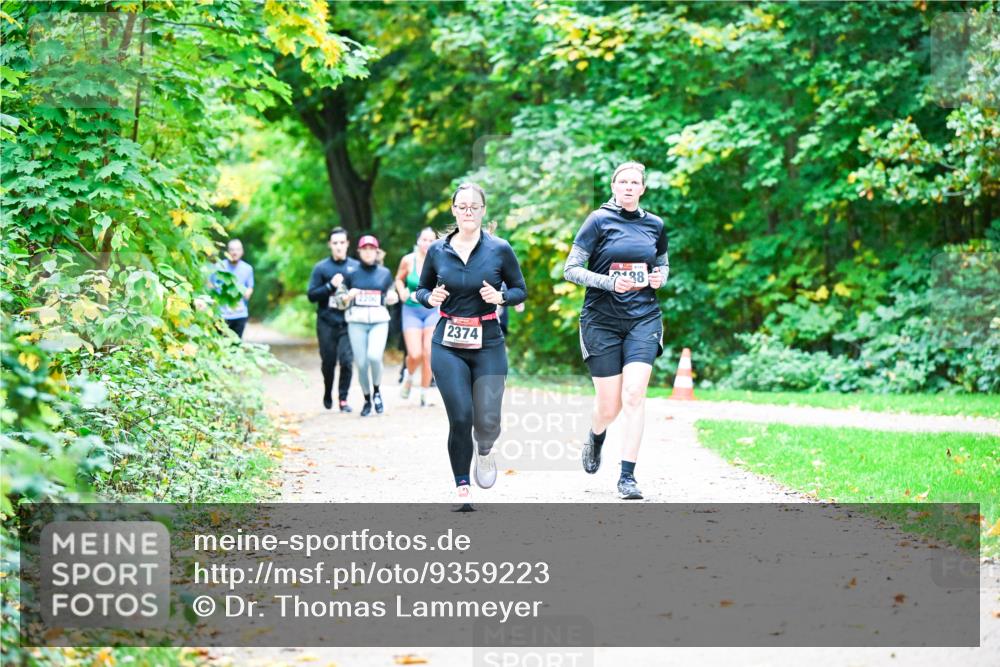 12.10.2025 - Bramfelder Halbmarathon 2025 Dr. Thomas Lammeyer http://msf.ph/oto/9359223 12.10.2025 11:07:26 Laufen 2374, 188 meine-sportfotos.de