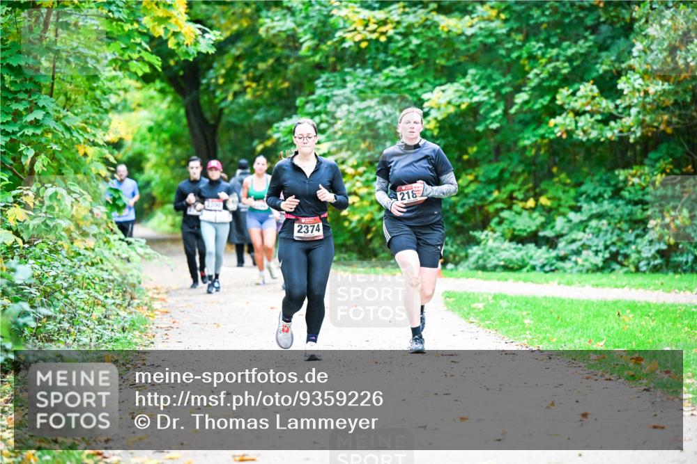 12.10.2025 - Bramfelder Halbmarathon 2025 Dr. Thomas Lammeyer http://msf.ph/oto/9359226 12.10.2025 11:07:27 Laufen 2374, 218 meine-sportfotos.de