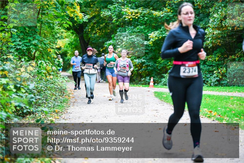 12.10.2025 - Bramfelder Halbmarathon 2025 Dr. Thomas Lammeyer http://msf.ph/oto/9359244 12.10.2025 11:07:30 Laufen 2296, 2200, 2638, 2440, 2374 meine-sportfotos.de