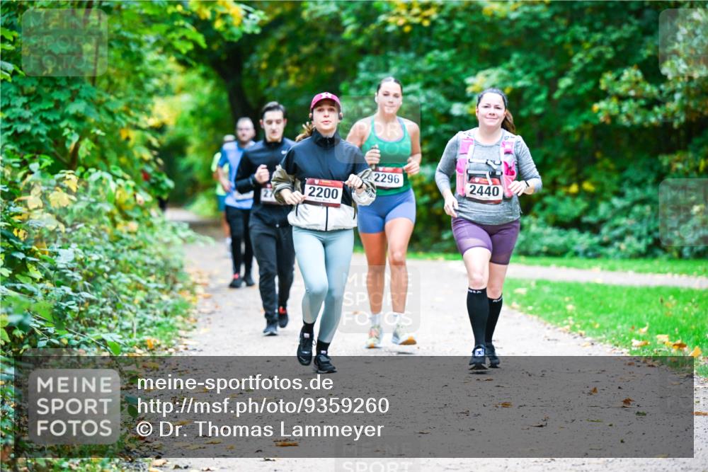 12.10.2025 - Bramfelder Halbmarathon 2025 Dr. Thomas Lammeyer http://msf.ph/oto/9359260 12.10.2025 11:07:33 Laufen 2200, 2296, 2440 meine-sportfotos.de