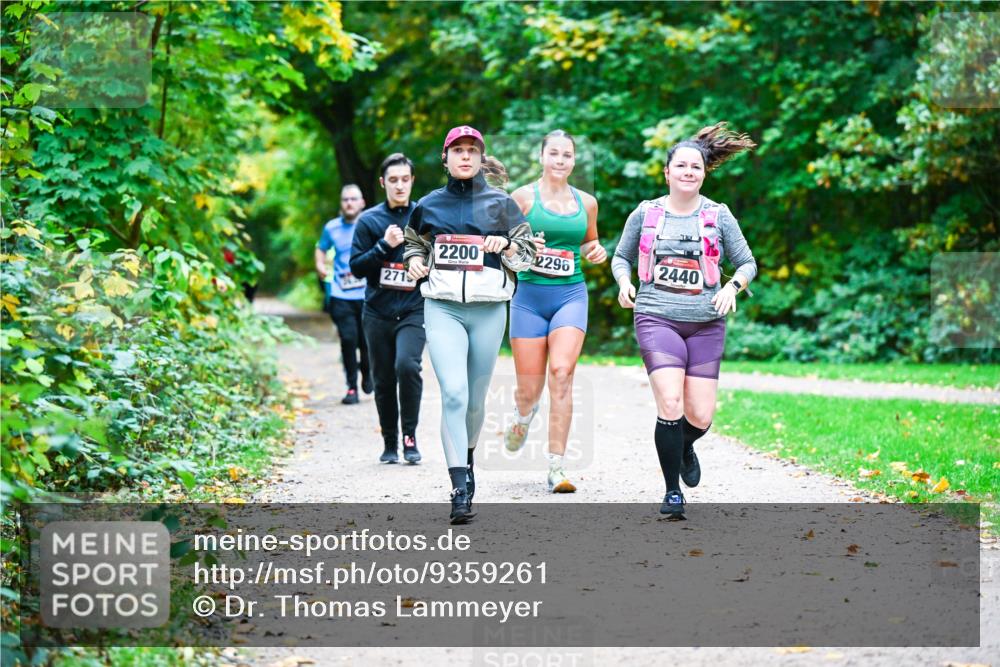 12.10.2025 - Bramfelder Halbmarathon 2025 Dr. Thomas Lammeyer http://msf.ph/oto/9359261 12.10.2025 11:07:33 Laufen 2200, 2296, 2440, 271 meine-sportfotos.de