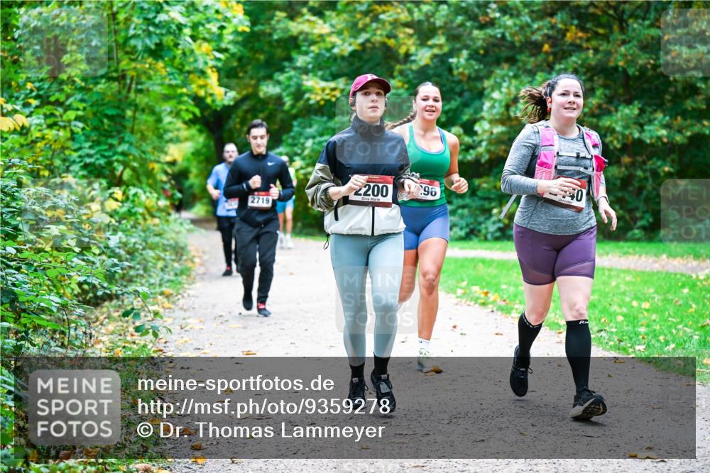 12.10.2025 - Bramfelder Halbmarathon 2025 Dr. Thomas Lammeyer http://msf.ph/oto/9359278 12.10.2025 11:07:35 Laufen 2719, 2200, 296, 0 meine-sportfotos.de