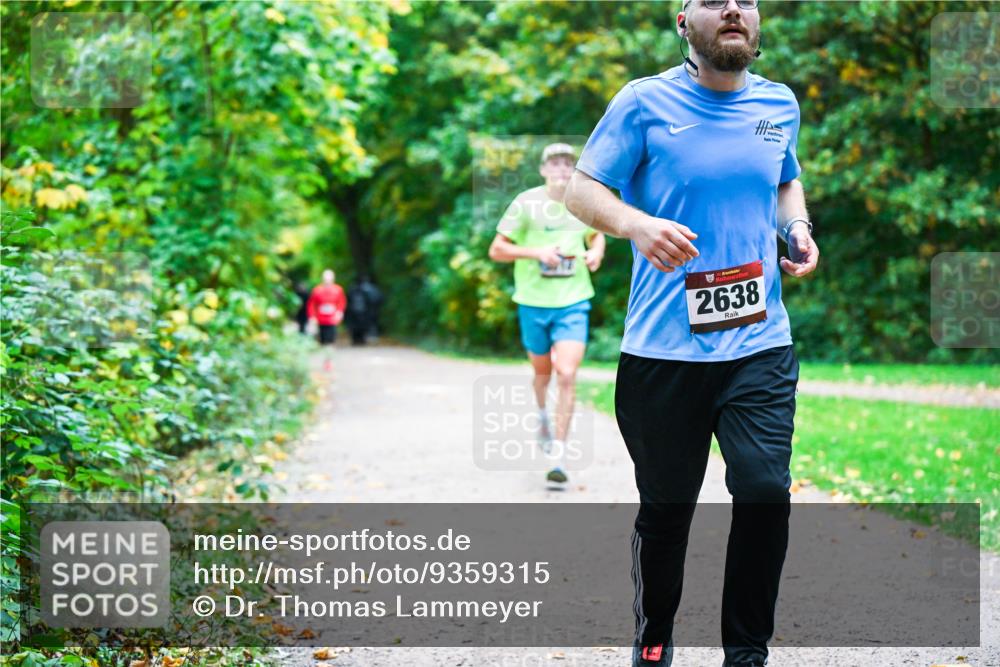 12.10.2025 - Bramfelder Halbmarathon 2025 Dr. Thomas Lammeyer http://msf.ph/oto/9359315 12.10.2025 11:07:41 Laufen 2638 meine-sportfotos.de
