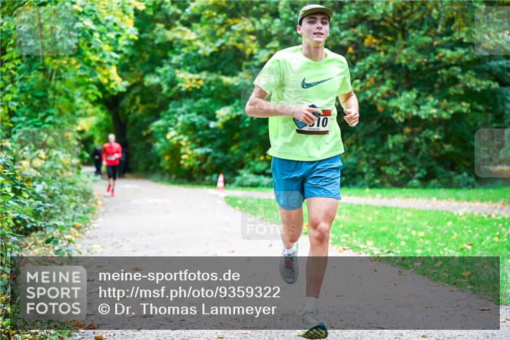 12.10.2025 - Bramfelder Halbmarathon 2025 Dr. Thomas Lammeyer http://msf.ph/oto/9359322 12.10.2025 11:07:43 Laufen 10 meine-sportfotos.de