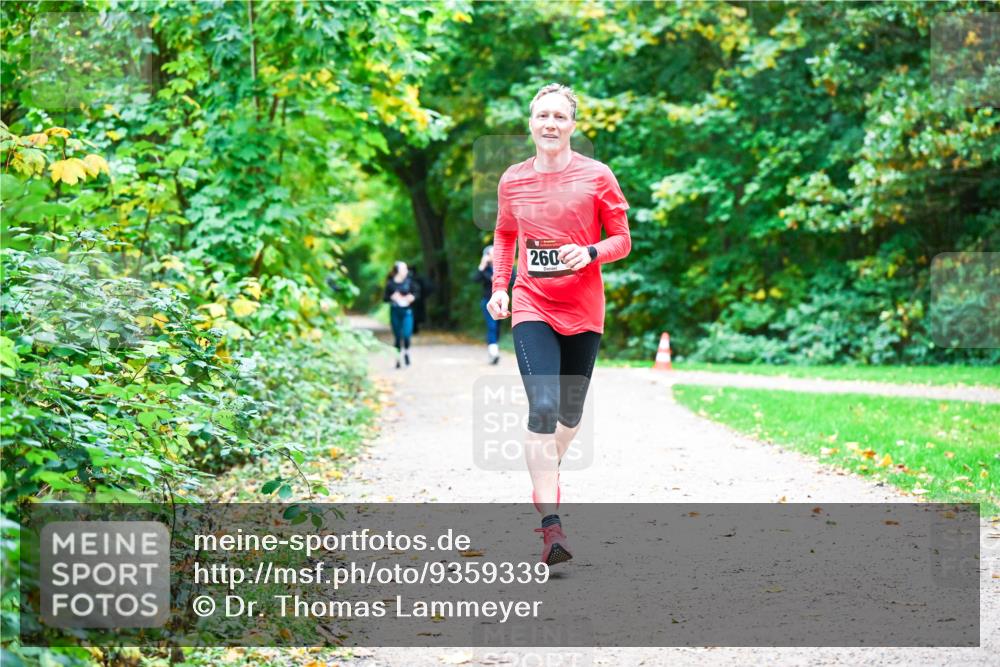 12.10.2025 - Bramfelder Halbmarathon 2025 Dr. Thomas Lammeyer http://msf.ph/oto/9359339 12.10.2025 11:07:49 Laufen 260 meine-sportfotos.de
