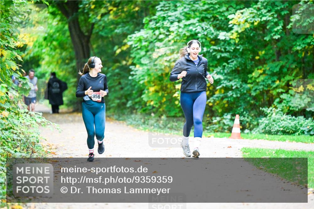 12.10.2025 - Bramfelder Halbmarathon 2025 Dr. Thomas Lammeyer http://msf.ph/oto/9359359 12.10.2025 11:07:54 Laufen 956 meine-sportfotos.de