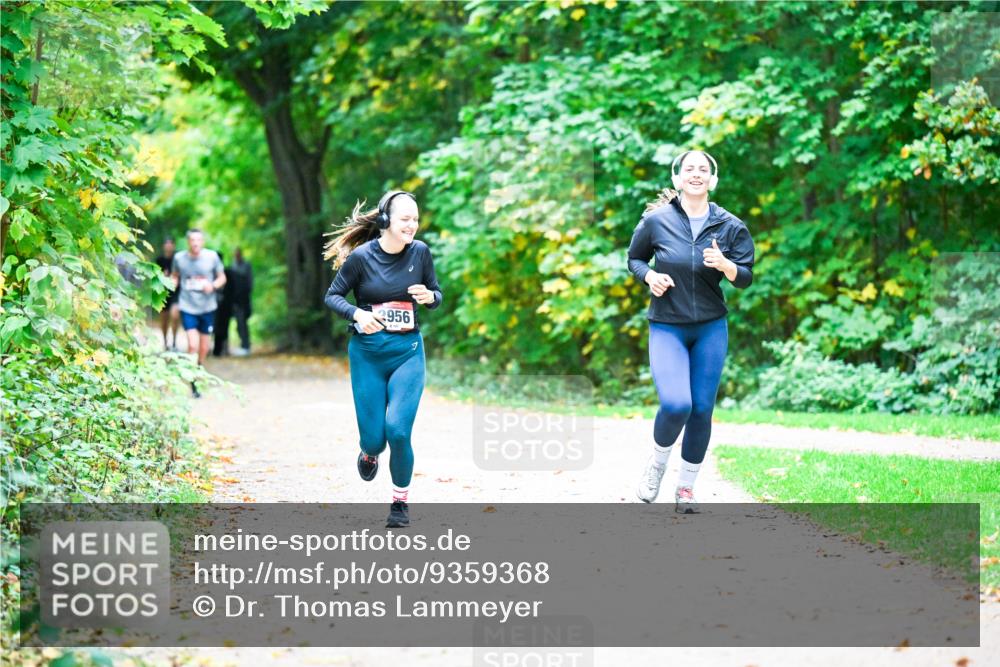 12.10.2025 - Bramfelder Halbmarathon 2025 Dr. Thomas Lammeyer http://msf.ph/oto/9359368 12.10.2025 11:07:56 Laufen 2956 meine-sportfotos.de