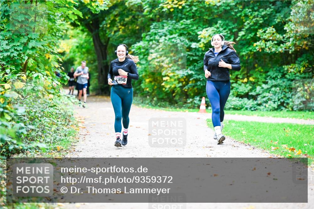 12.10.2025 - Bramfelder Halbmarathon 2025 Dr. Thomas Lammeyer http://msf.ph/oto/9359372 12.10.2025 11:07:57 Laufen 2956, 101 meine-sportfotos.de