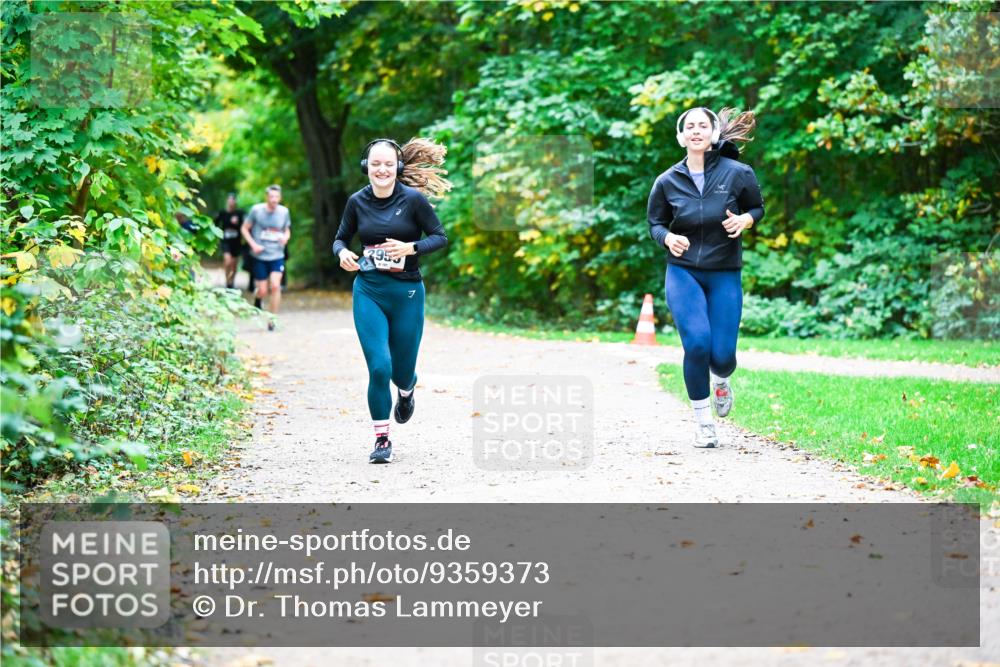 12.10.2025 - Bramfelder Halbmarathon 2025 Dr. Thomas Lammeyer http://msf.ph/oto/9359373 12.10.2025 11:07:57 Laufen  meine-sportfotos.de
