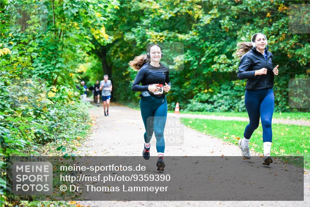 12.10.2025 - Bramfelder Halbmarathon 2025 Dr. Thomas Lammeyer http://msf.ph/oto/9359390 12.10.2025 11:08:00 Laufen  meine-sportfotos.de