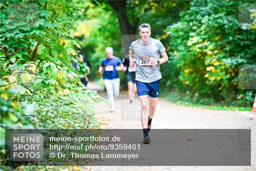 12.10.2025 - Bramfelder Halbmarathon 2025 Dr. Thomas Lammeyer http://msf.ph/oto/9359401 12.10.2025 11:08:03 Laufen 267 meine-sportfotos.de
