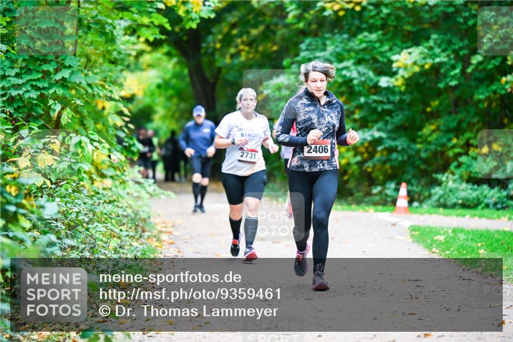 12.10.2025 - Bramfelder Halbmarathon 2025 Dr. Thomas Lammeyer http://msf.ph/oto/9359461 12.10.2025 11:08:16 Laufen 2731, 2406 meine-sportfotos.de