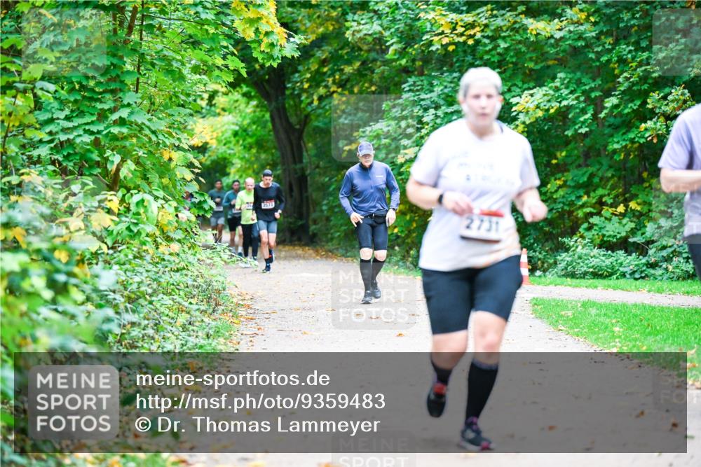12.10.2025 - Bramfelder Halbmarathon 2025 Dr. Thomas Lammeyer http://msf.ph/oto/9359483 12.10.2025 11:08:20 Laufen 2573 meine-sportfotos.de