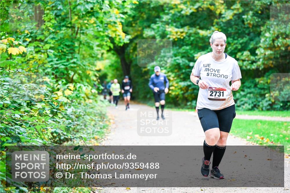 12.10.2025 - Bramfelder Halbmarathon 2025 Dr. Thomas Lammeyer http://msf.ph/oto/9359488 12.10.2025 11:08:21 Laufen 2731 meine-sportfotos.de