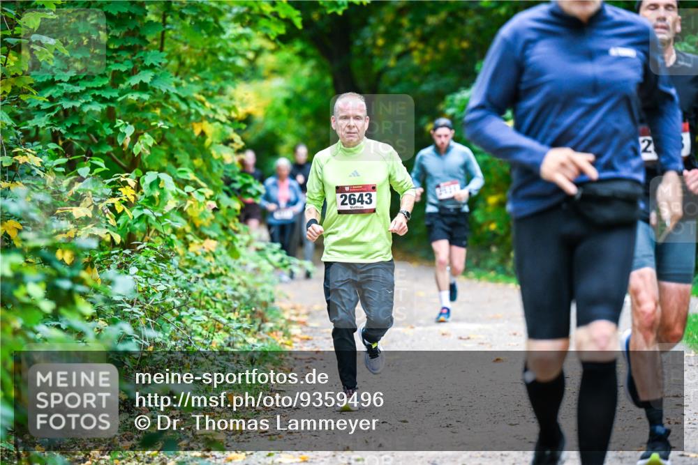 12.10.2025 - Bramfelder Halbmarathon 2025 Dr. Thomas Lammeyer http://msf.ph/oto/9359496 12.10.2025 11:08:28 Laufen 2643, 24317, 2 meine-sportfotos.de