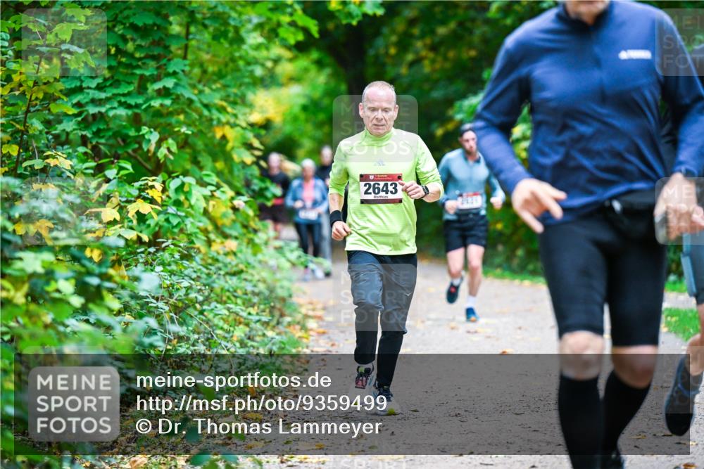 12.10.2025 - Bramfelder Halbmarathon 2025 Dr. Thomas Lammeyer http://msf.ph/oto/9359499 12.10.2025 11:08:29 Laufen 2643, 2431 meine-sportfotos.de