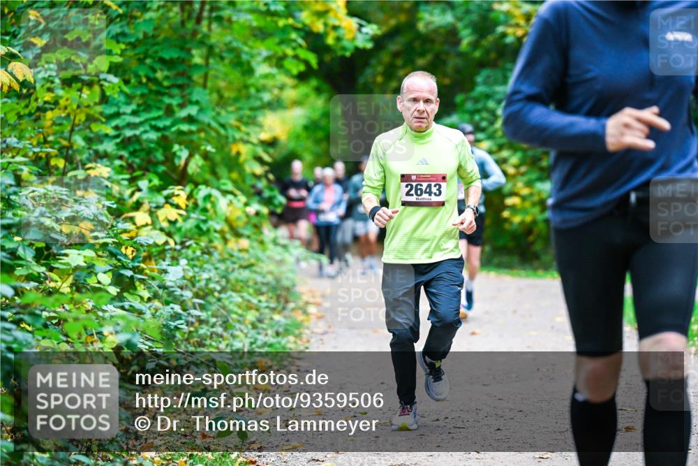 12.10.2025 - Bramfelder Halbmarathon 2025 Dr. Thomas Lammeyer http://msf.ph/oto/9359506 12.10.2025 11:08:30 Laufen 2643 meine-sportfotos.de
