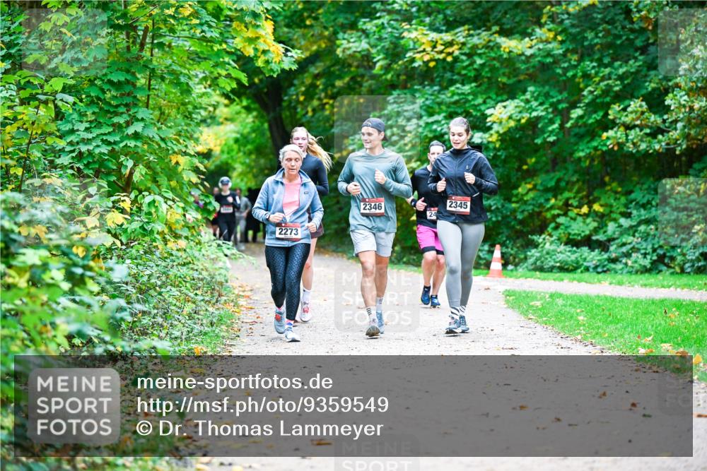 12.10.2025 - Bramfelder Halbmarathon 2025 Dr. Thomas Lammeyer http://msf.ph/oto/9359549 12.10.2025 11:08:38 Laufen 2273, 2346, 24, 2345 meine-sportfotos.de