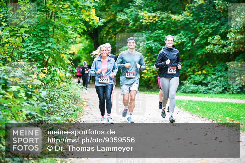 12.10.2025 - Bramfelder Halbmarathon 2025 Dr. Thomas Lammeyer http://msf.ph/oto/9359556 12.10.2025 11:08:39 Laufen 2273, 2346, 2345 meine-sportfotos.de