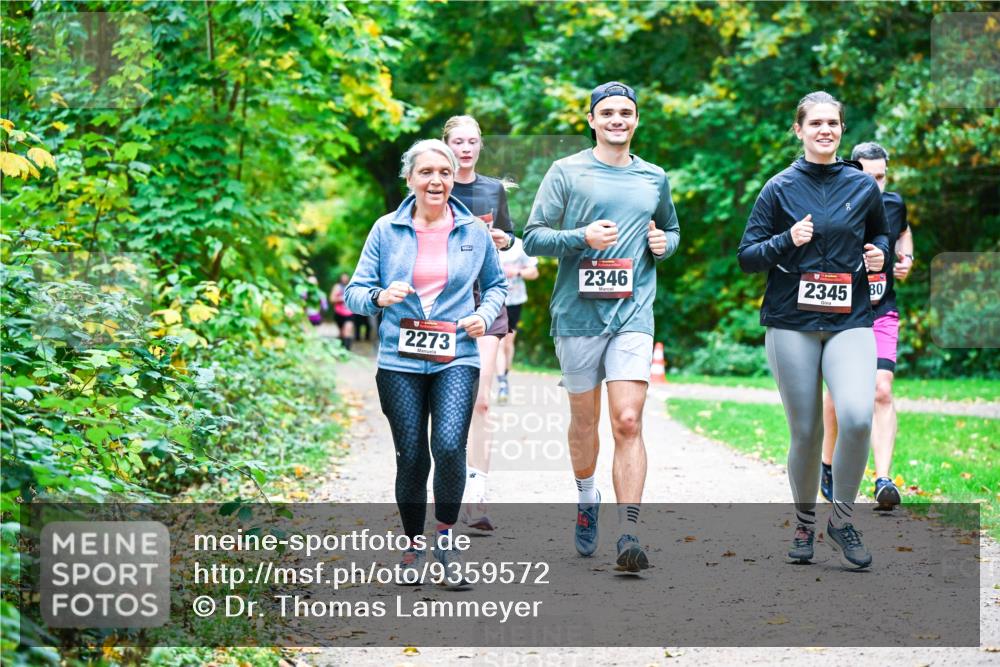 12.10.2025 - Bramfelder Halbmarathon 2025 Dr. Thomas Lammeyer http://msf.ph/oto/9359572 12.10.2025 11:08:41 Laufen 2273, 2346, 2345, 80 meine-sportfotos.de