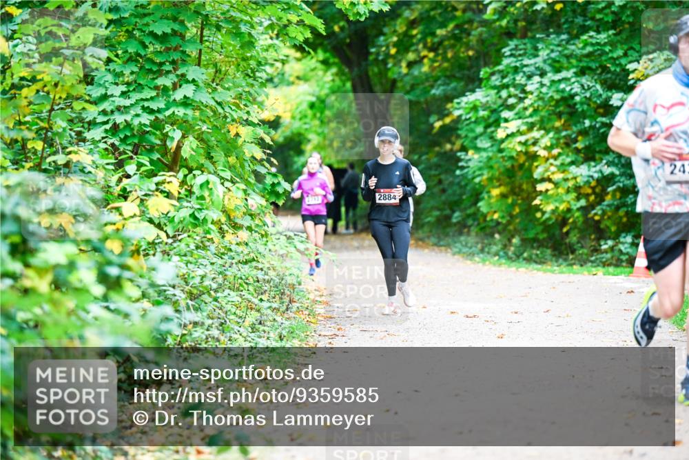 12.10.2025 - Bramfelder Halbmarathon 2025 Dr. Thomas Lammeyer http://msf.ph/oto/9359585 12.10.2025 11:08:45 Laufen 2884, 243 meine-sportfotos.de