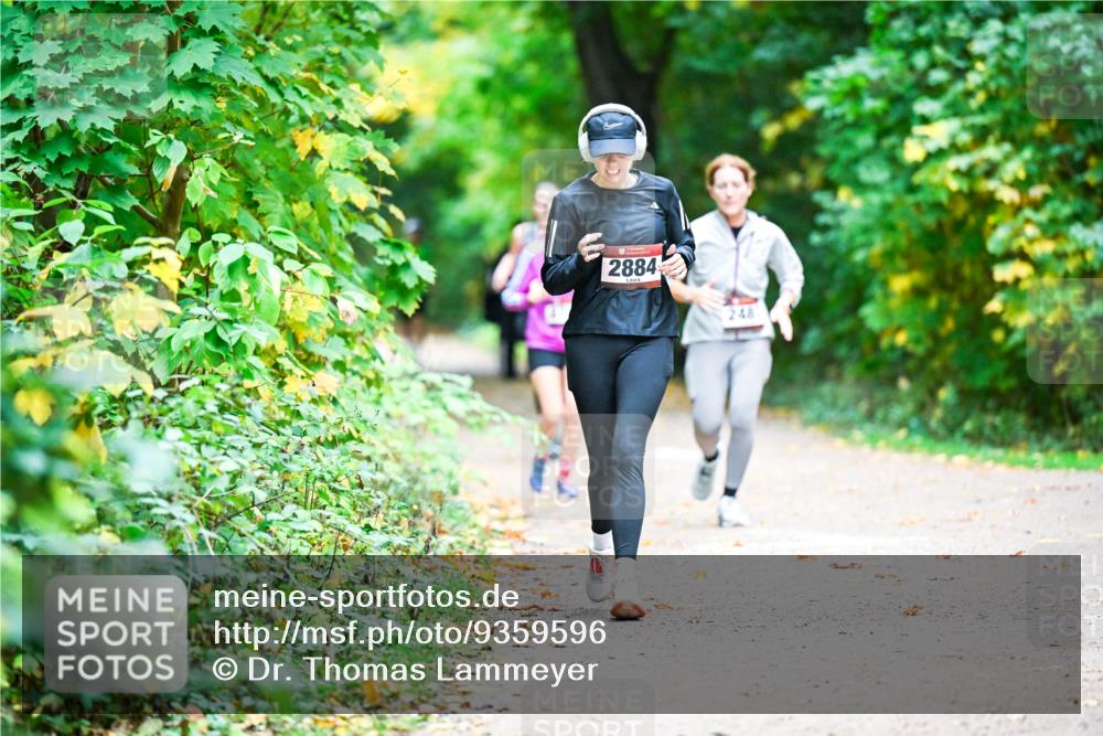 12.10.2025 - Bramfelder Halbmarathon 2025 Dr. Thomas Lammeyer http://msf.ph/oto/9359596 12.10.2025 11:08:46 Laufen 2884, 248 meine-sportfotos.de