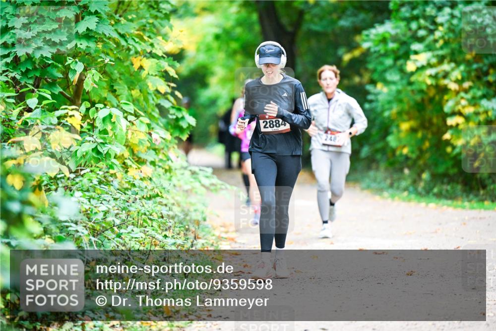 12.10.2025 - Bramfelder Halbmarathon 2025 Dr. Thomas Lammeyer http://msf.ph/oto/9359598 12.10.2025 11:08:47 Laufen 2884, 24 meine-sportfotos.de