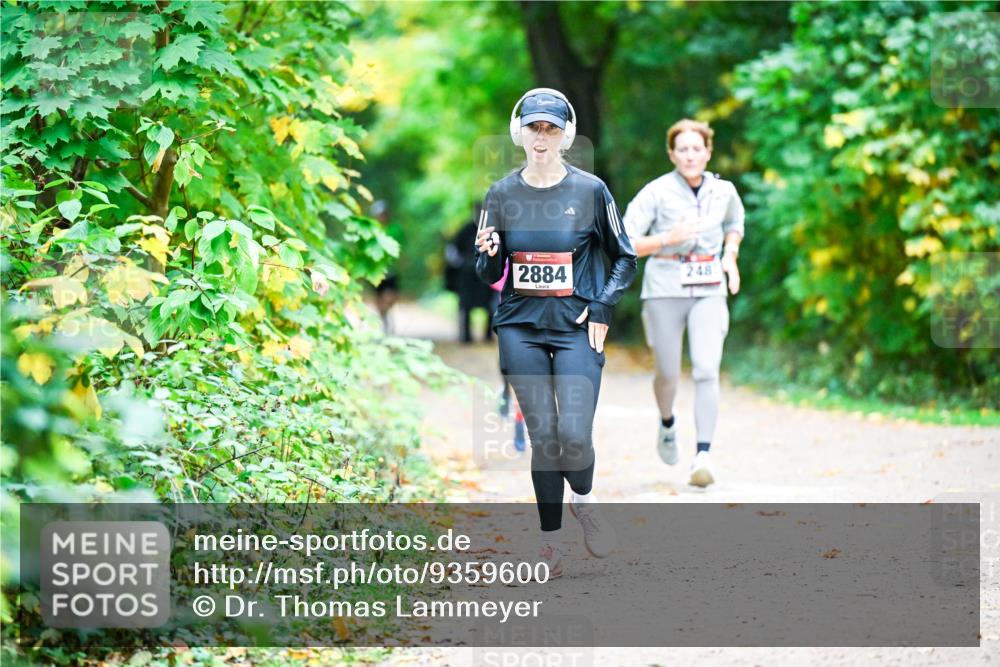 12.10.2025 - Bramfelder Halbmarathon 2025 Dr. Thomas Lammeyer http://msf.ph/oto/9359600 12.10.2025 11:08:47 Laufen 2884, 248 meine-sportfotos.de