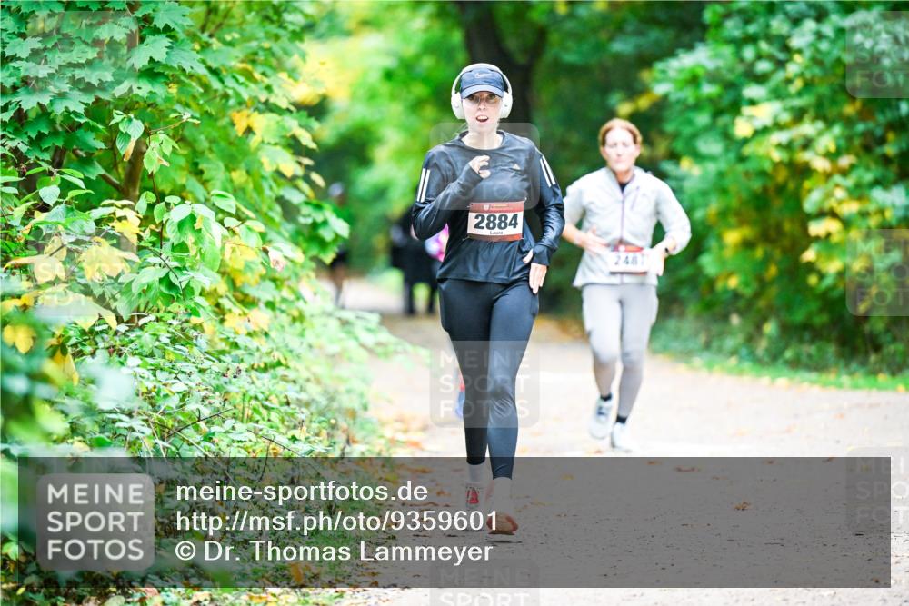 12.10.2025 - Bramfelder Halbmarathon 2025 Dr. Thomas Lammeyer http://msf.ph/oto/9359601 12.10.2025 11:08:47 Laufen 2884, 248 meine-sportfotos.de