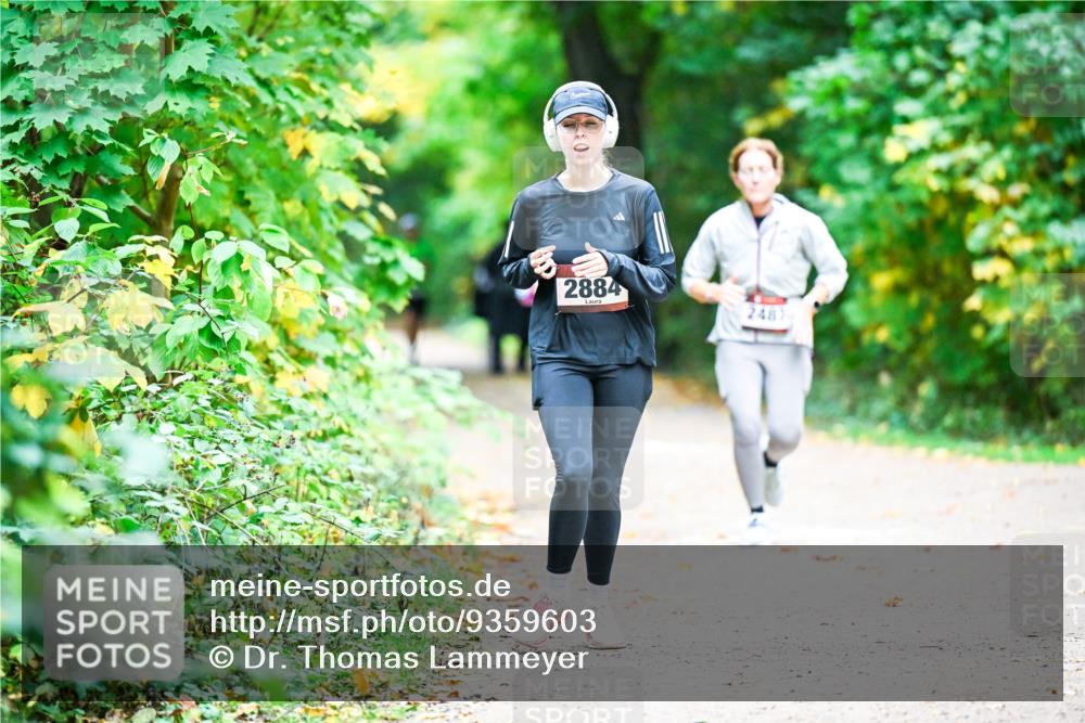 12.10.2025 - Bramfelder Halbmarathon 2025 Dr. Thomas Lammeyer http://msf.ph/oto/9359603 12.10.2025 11:08:47 Laufen 2884, 2487 meine-sportfotos.de