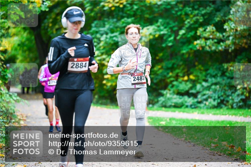 12.10.2025 - Bramfelder Halbmarathon 2025 Dr. Thomas Lammeyer http://msf.ph/oto/9359615 12.10.2025 11:08:51 Laufen 2712, 2884, 2481 meine-sportfotos.de