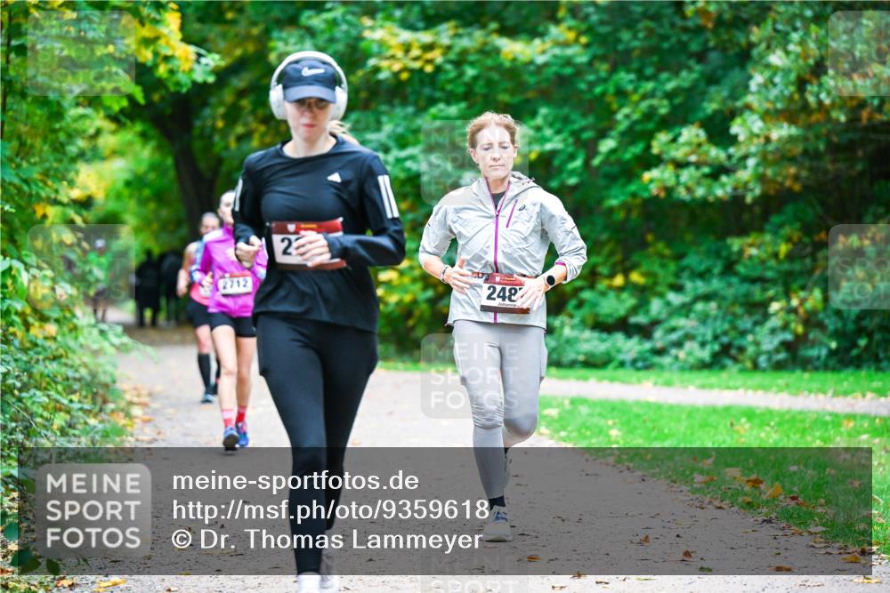 12.10.2025 - Bramfelder Halbmarathon 2025 Dr. Thomas Lammeyer http://msf.ph/oto/9359618 12.10.2025 11:08:51 Laufen 2712, 23, 248 meine-sportfotos.de