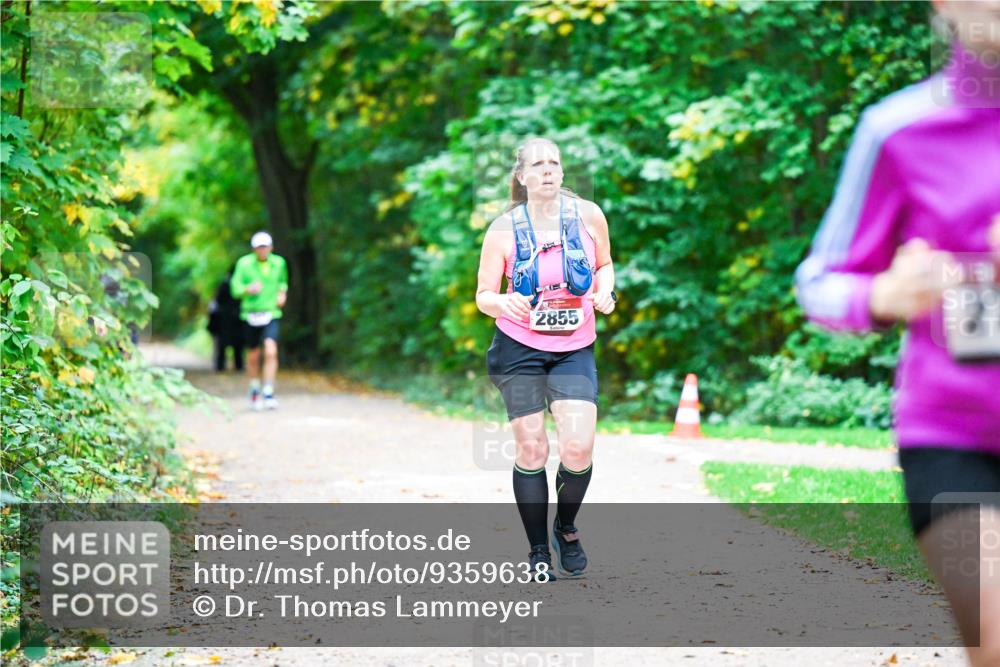 12.10.2025 - Bramfelder Halbmarathon 2025 Dr. Thomas Lammeyer http://msf.ph/oto/9359638 12.10.2025 11:08:56 Laufen 2855 meine-sportfotos.de