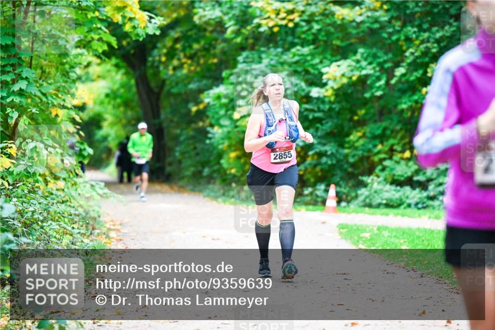 12.10.2025 - Bramfelder Halbmarathon 2025 Dr. Thomas Lammeyer http://msf.ph/oto/9359639 12.10.2025 11:08:56 Laufen 1, 2855 meine-sportfotos.de