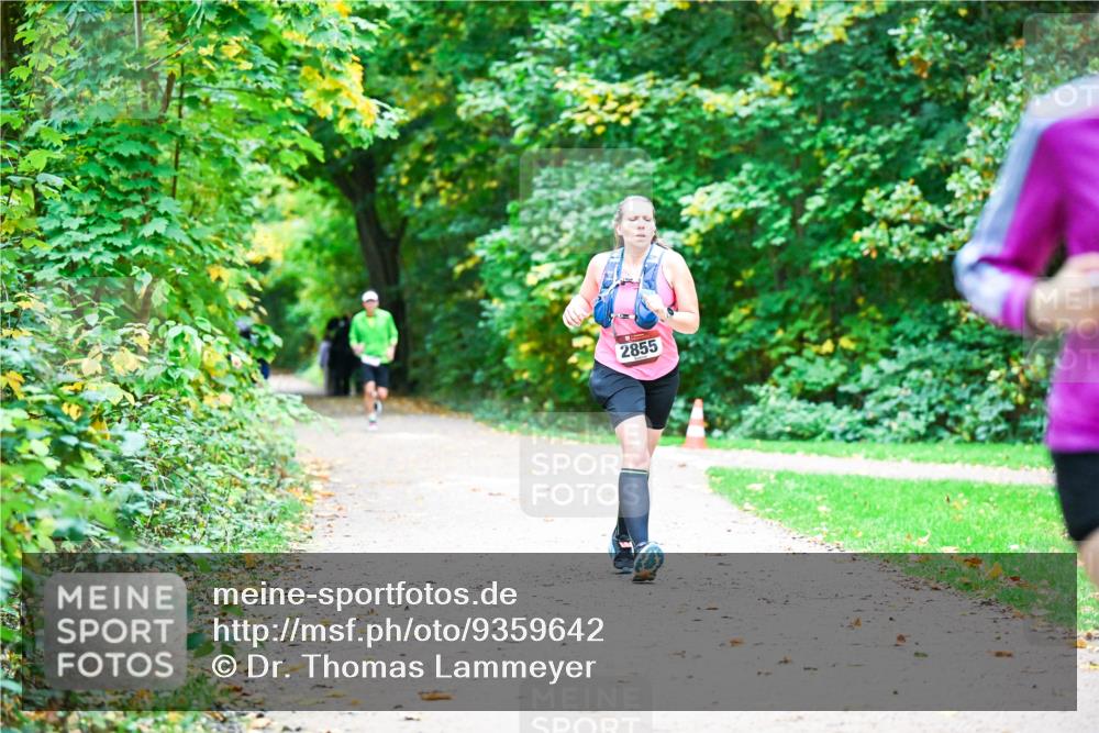 12.10.2025 - Bramfelder Halbmarathon 2025 Dr. Thomas Lammeyer http://msf.ph/oto/9359642 12.10.2025 11:08:57 Laufen 2855 meine-sportfotos.de